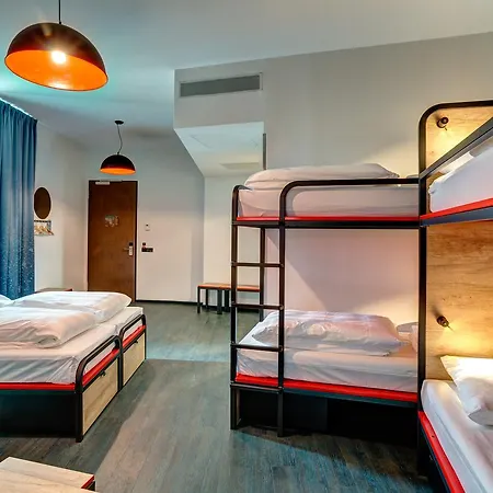 マイニンガー アムステル 3*