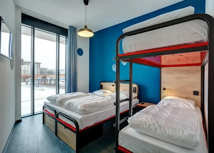 Meininger Amstel Hotel 3*